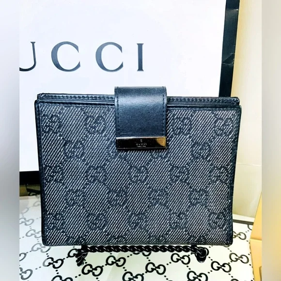 “HP” GUCCI Web Black GG Logo Agenda Notebook/Passport Cover EUC - Picture 5 of 9